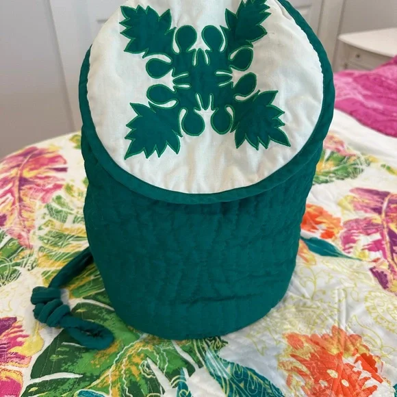 Hawaiian Drawstring Bag - Picture 2 of 9